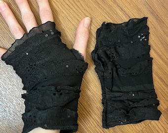 Black Sequin Bandage Gloves Mummy Arm Covers Mummy Bride Halloween Costume Ruffle Fingerless Gloves Cosplay Arm Warmers TRIXY XCHANGE