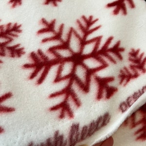 1.25 Yards Fleece Fabric Red Snowflakes White Anti-pill Christmas ...