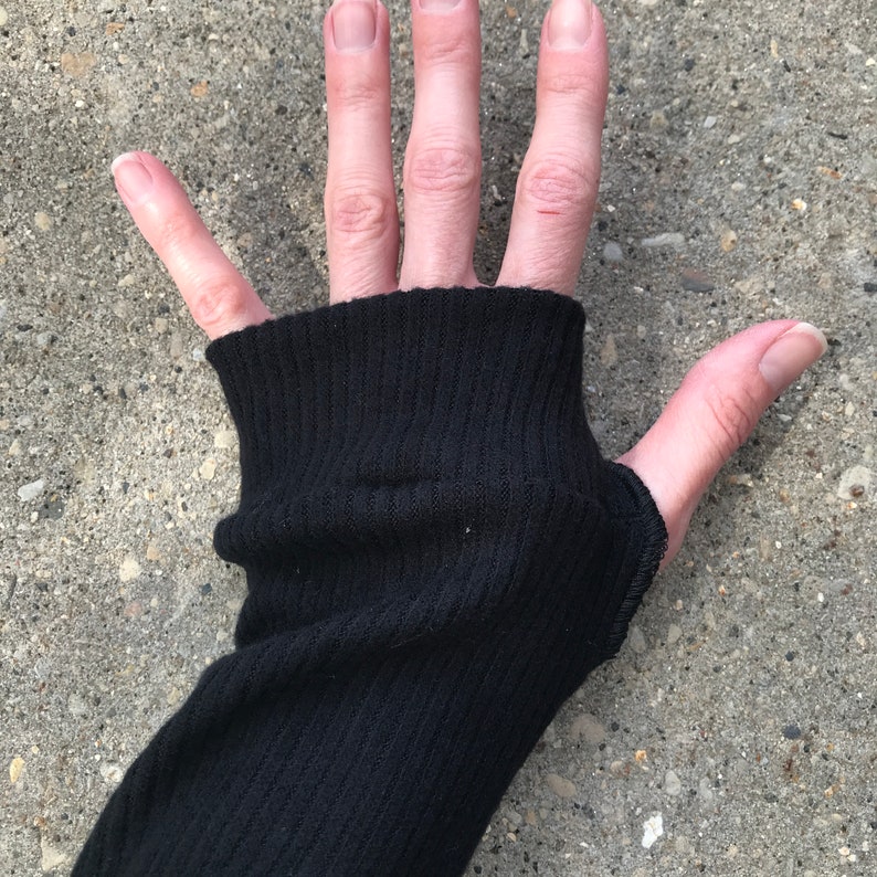Long Black Sweater Arm Warmers Soft Fingerless Gloves Knit Armwarmers Compression Sleeves Balletcore 90s Driving Covers Warm TRIXY XCHANGE image 4