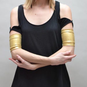 Gold Arm Bands Metallic Arm Cuffs Spandex Ties Stretchy Arm Covers Roller Derby Clothing Cosplay Costume Superhero Costume TRIXY XCHANGE