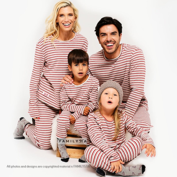 Familien Pyjamas Weihnachten von FamilySTa, Passender Urlaubspyjama, Familienkleidung, Weihnachtspyjama, Einzigartiges Urlaubsgeschenk, Xmas Pjs, Bestes Geschenk