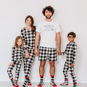 Family pajamas matching outfits Family clothing Holiday sleepwear Matching family set Plaid pajamas Best mother's gifts ideas for mom image 1