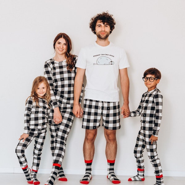 Family pajamas matching outfits Family clothing Holiday sleepwear Matching family set Plaid pajamas Best mother's gifts ideas for mom