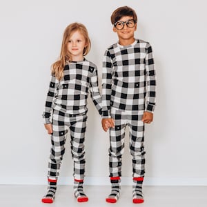 Family pajamas matching outfits Family clothing Holiday sleepwear Matching family set Plaid pajamas Best mother's gifts ideas for mom image 7