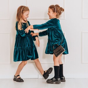 Stylish Wedding Outfits for Family Members, Family Outfits, Matching ...