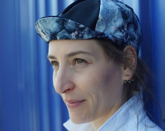 Minérale - Chic cycling cap with marble detail
