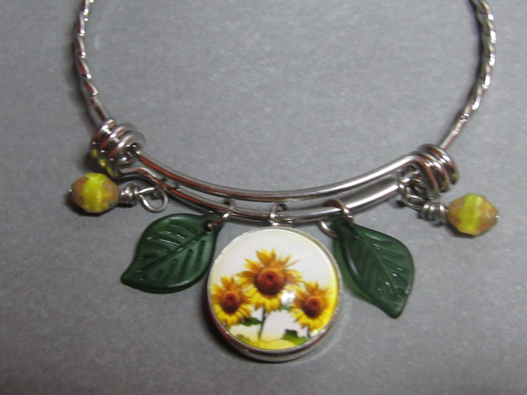 Sunflower Bangle Bracelet,free Shipping,photo Snap of Sunflowers,green