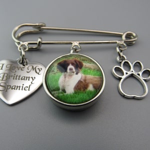 Brittany Spaniel Kilt Pin: Photo Snap, Paw Charm, Dog Lovers Gift