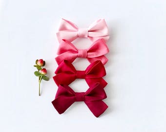 2 Valentine's Day Bows // Mini-Charlotte Style