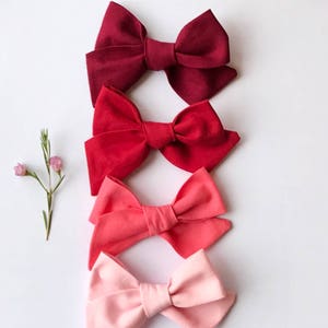 2 Valentine's Day Bows // Mini-Grace Style image 3