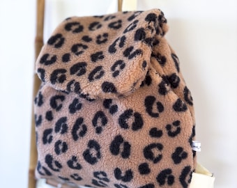 Wild & Cozy: Personalized Leopard Backpack for Kids
