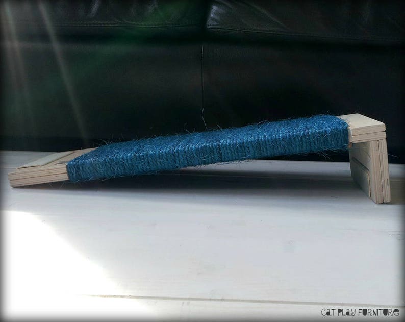 Cat scratcher Floor Angle Leather Base. Cat scratch Etsy