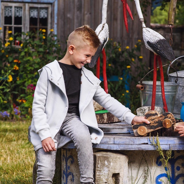 Jungenjacke mit Kapuze,  graue Jacke für  Jungen,  Kapuzenfederjacke, Frühlingsmantel für Kinder.