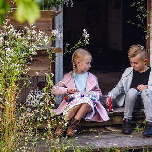 Manteau tricoté à capuche pour enfant en coton rose quartz image 8