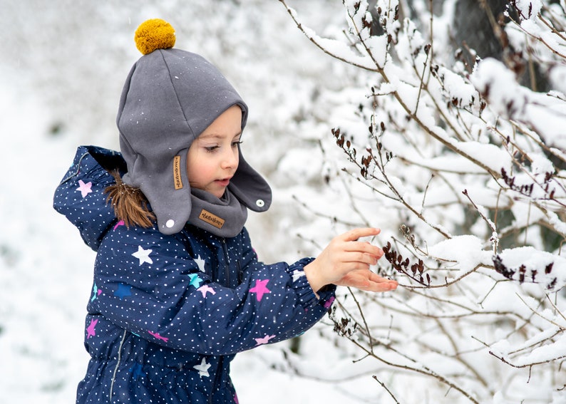 SET. Bonnet d'hiver pour enfants avec pompon et écharpe Anthracite + mustard