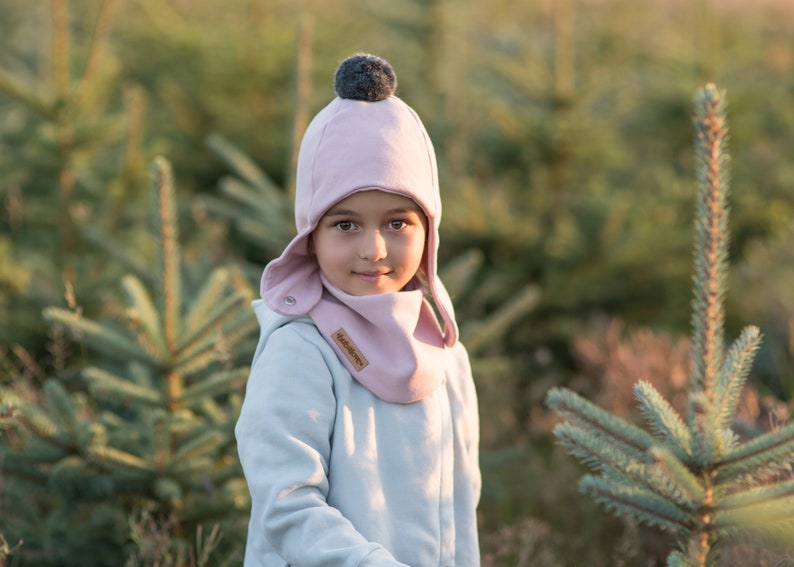 SET. Children's winter cap with a pompom and scarf Light pink + black