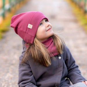 Kinder Mütze und Loop Schal Set aus Baumwolle – leichte Beanie Kinder für Frühling Herbst – gerippte Baby und Kindermütze 0-12 Jahre