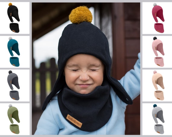 ENSEMBLE. Bonnet d'hiver pour enfants avec pompon et écharpe