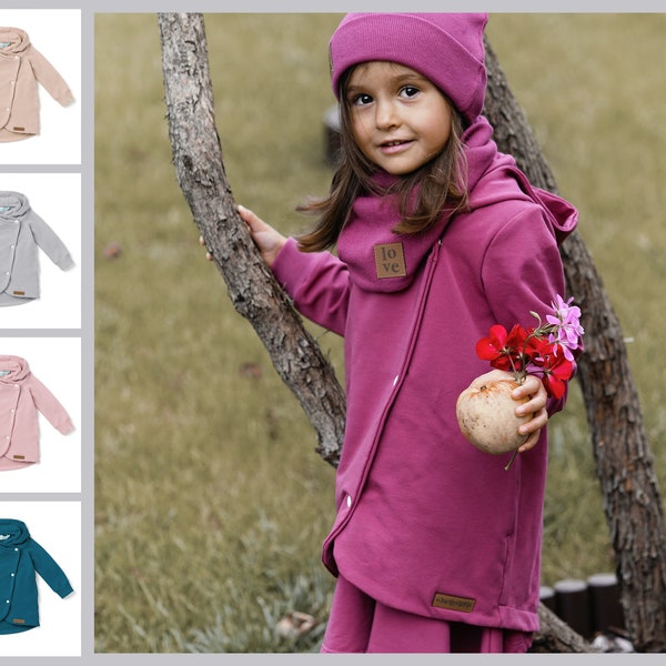 Kinder-Frühlingssweatshirt mit Kapuze in rosa, marine, grau und beige.