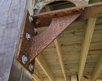 Heavy Duty Steel Beam Support Bracket: Rustic Timber Corbel