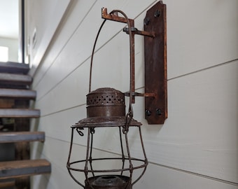 Rustic Steel Lantern Hanging Bracket