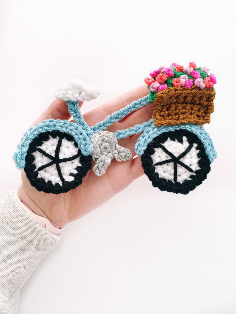 MOTIF Motif d'applique de vélo au crochet Panier de fleurs Crochet mignon Moderne Crochet débutant facile image 2