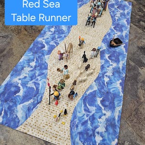 Parting of the Red Sea Table Runner ~ Style 2 ~ Choose Your Size!