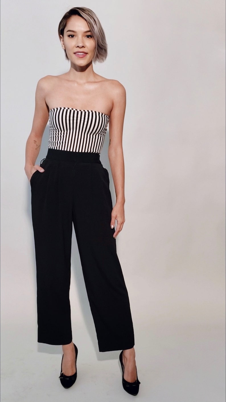 Jetset Pants 1980s Vintage Black Rayon Swishy High-Waisted Pleated Pockets Slim Wide Leg Cropped Ankle or Petite Trousers Size XXS