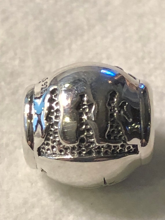pandora nativity charm