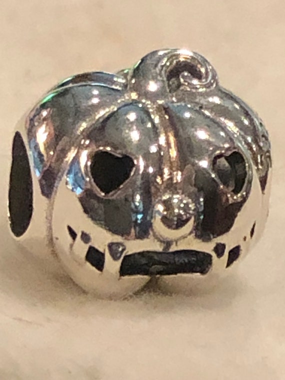 Pumpkin Charm Pandora 2024 www.alhudapk