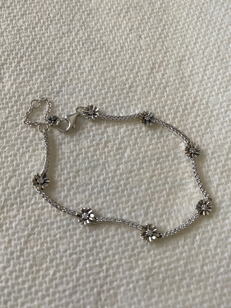 Pandora sparkling daisy bracelet Clearance