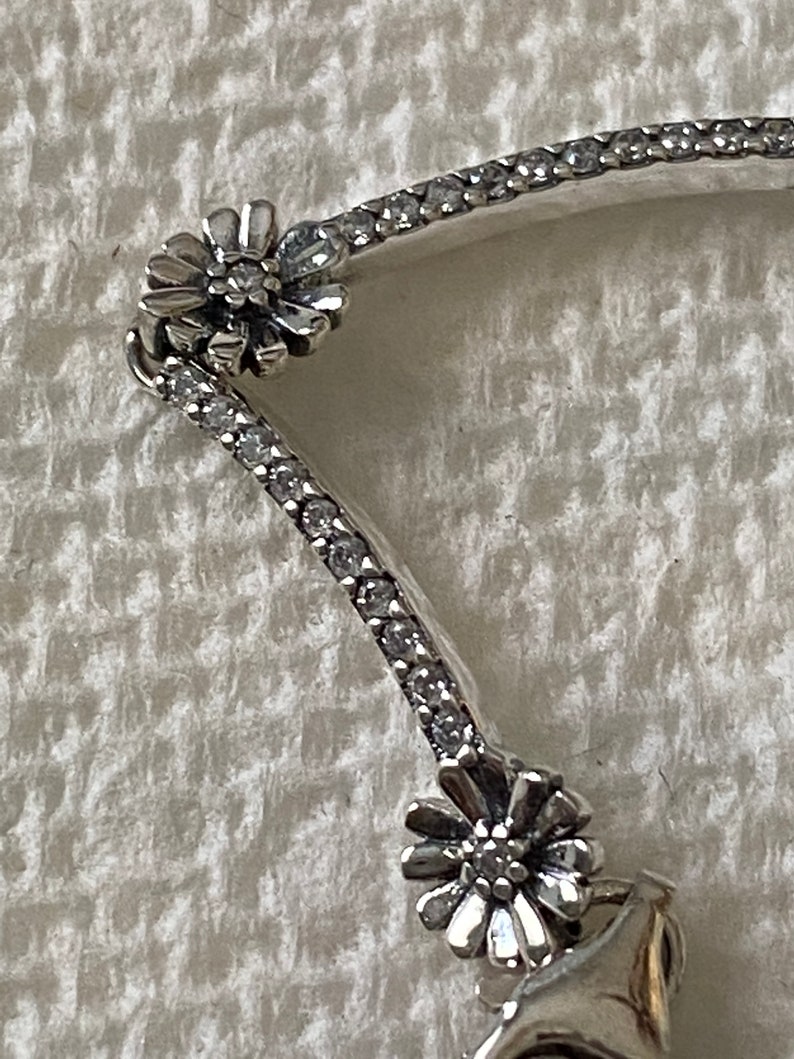 Pandora sparkling daisy flower bracelet Clearance