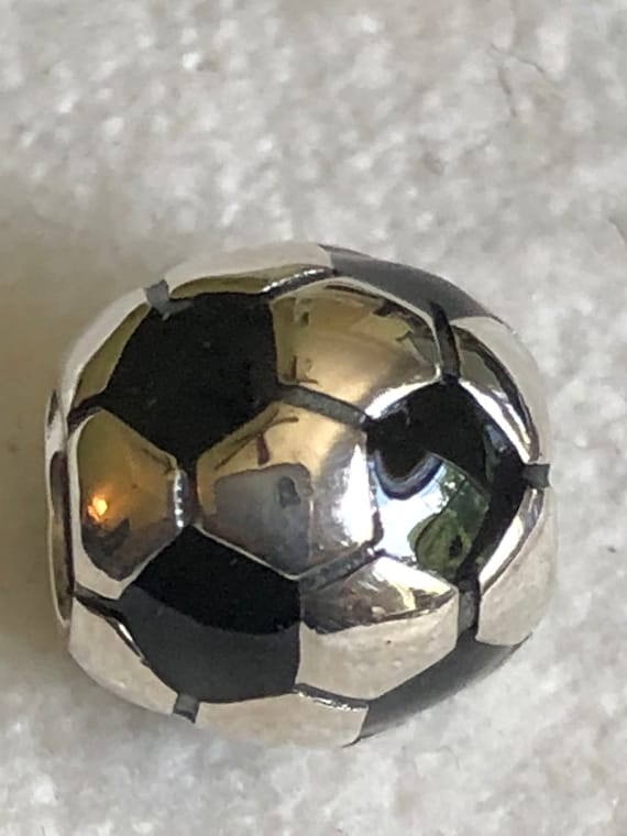 charm pandora pallone charm pandora pallone