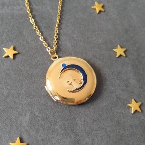 Golden photo pendant with cat and blue moon, photo medallion with the possibility of personalized printing of the photographs