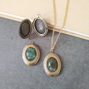 Vintage Style Oval Photo Locket with Green Mossy Agate Stone, Personalized Photo Print Photo Holder Pendant