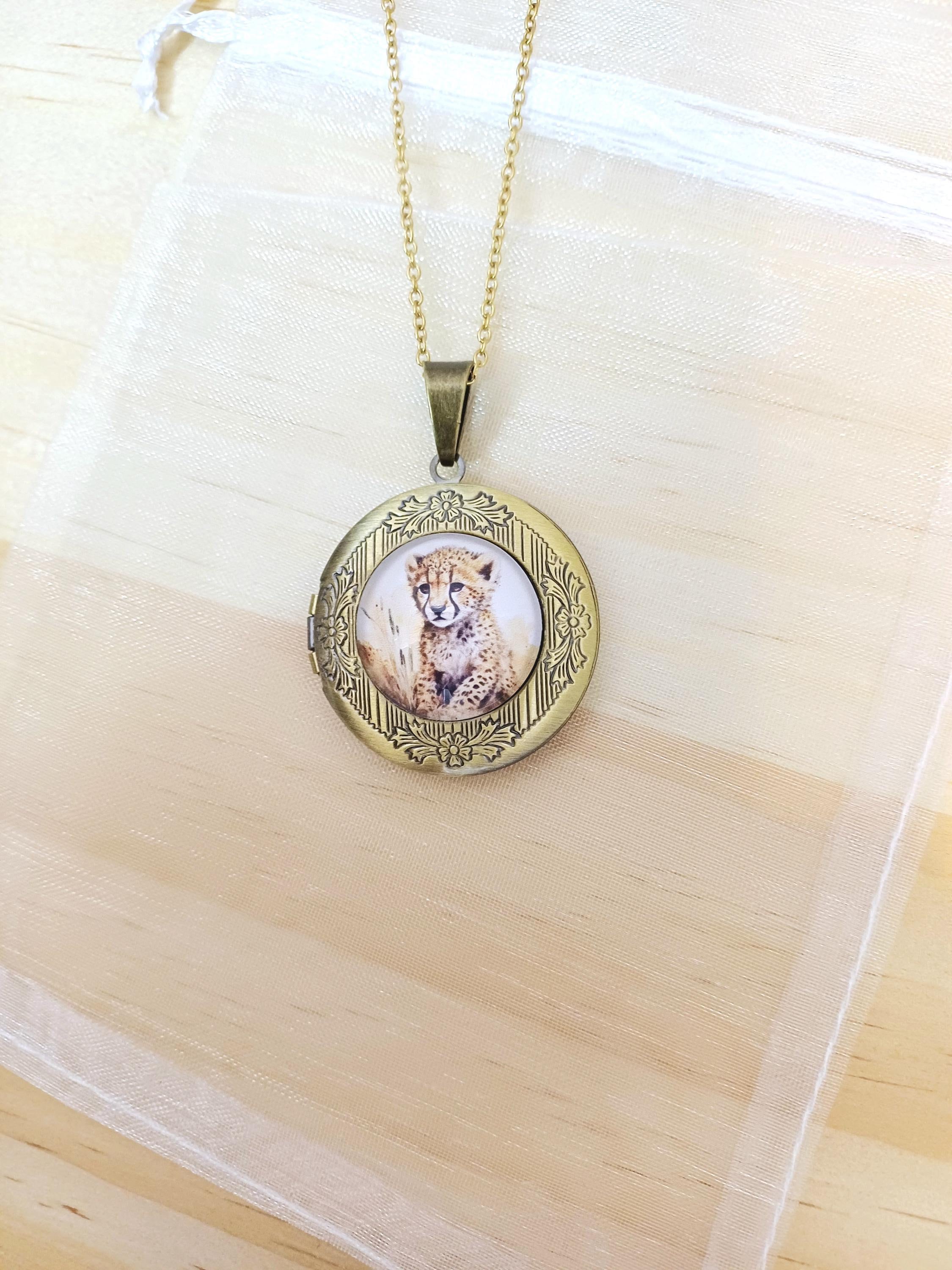Vintage Cheetah Photo Locket, Personalized Photo Locket, Animal Locket