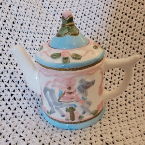 Tea Pot, Carousel Horse, Carnival, Pastel, Merry Go Round, Circus