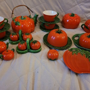 Tomato Ware Dish Set, Vintage Majolica