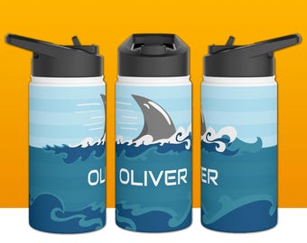 Gepersonaliseerde haaienwaterfles voor kinderen cadeau voor schoolsporten roestvrijstalen fles rietje lekvrije schoolbenodigdheden waterfles met haaiennaam