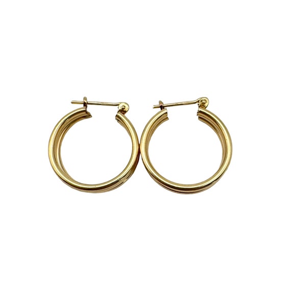 Gorgeous Solid 14k Yellow Gold Huggie Hoop Earrin… - image 4