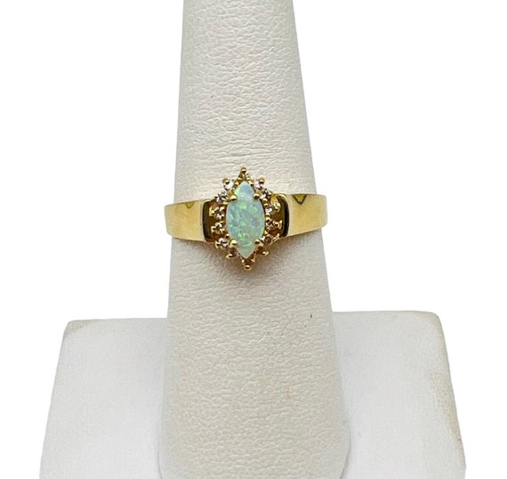 Gorgeous Vintage Solid 14k Yellow Gold Opal and D… - image 1