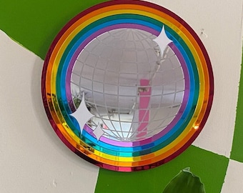 Espejo de pared de discoteca con arcoíris