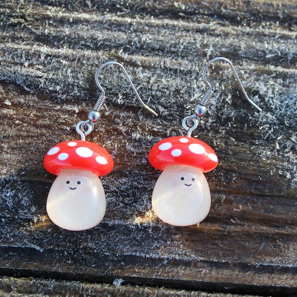 Cute Mushroom dangle earrings, Mushroom Person earrings, fairycore earrings, Mushroom jewellery, Mushroom lover gifts