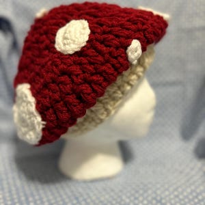 Crochet mushroom hat, mushroom beret m, red white dots hat