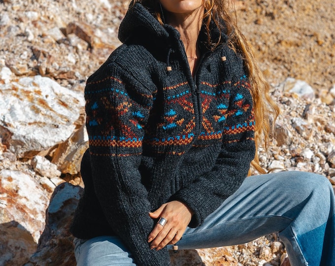 Warm winter wool hoodie, Thick charcoal grey fleece lined hippie coat with Zip and detachable hood, Boho, Nepal jumper, winter sweater