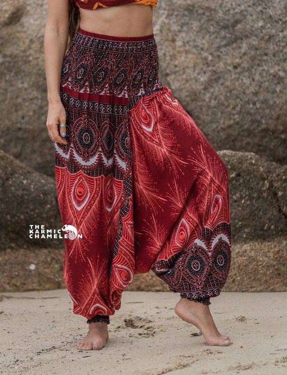 Red Peacock Feather Harem Pants Women Comfy Loungewear Vibrant