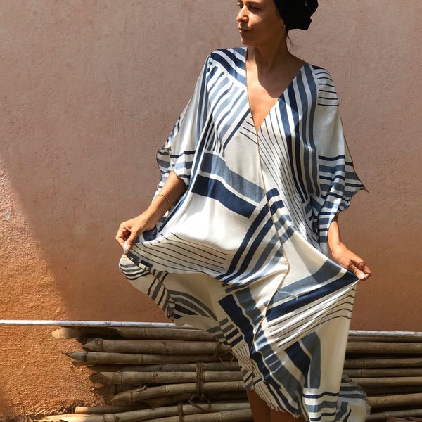 Geometric lines Caftan,MAXI DRESS,long Kaftan,plus size dress,oversized dress,loose caftan,oversized caftan,kimono,poncho