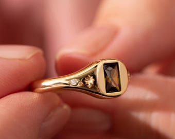 Peridot Baguette Adjustable Signet Ring