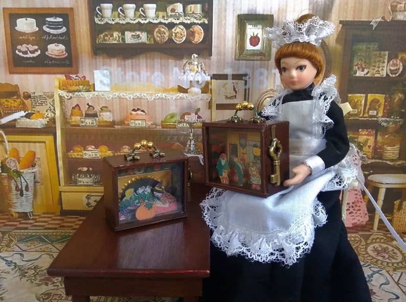 Puppet show. Roombox.Box with dolls. Theater for dolls.Puppet Etsy
