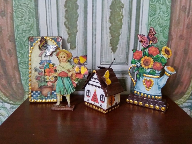 Butterfly Miniature Dollhouse Doll House Picture